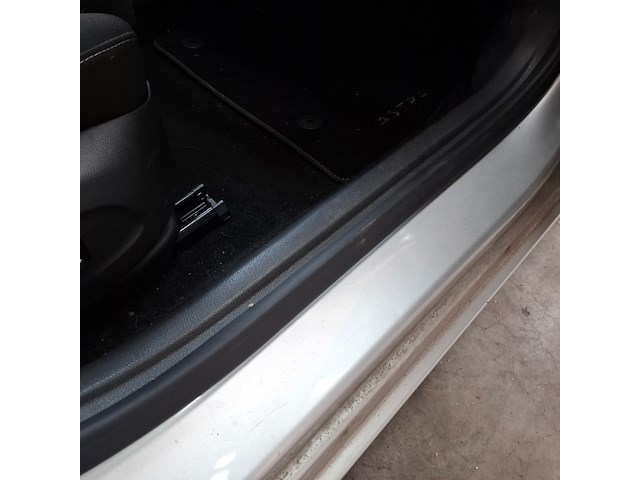 Personenauto, opel, astra, 2018 - afbeelding 53 van  73