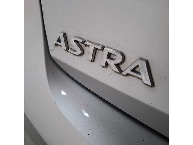 Personenauto, opel, astra, 2018 - afbeelding 68 van  73