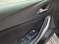 Personenauto, opel, astra, 2018 - afbeelding 36 van  76