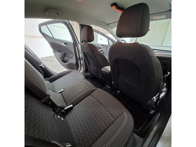 Personenauto, opel, astra, 2018 - afbeelding 53 van  76