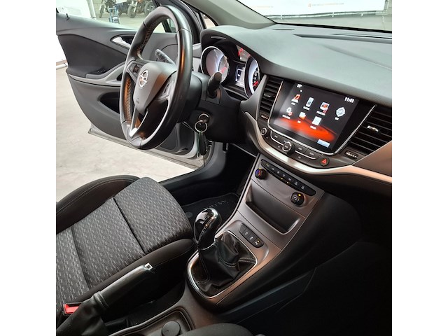Personenauto, opel, astra, 2018 - afbeelding 55 van  76
