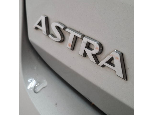 Personenauto, opel, astra, 2018 - afbeelding 72 van  76