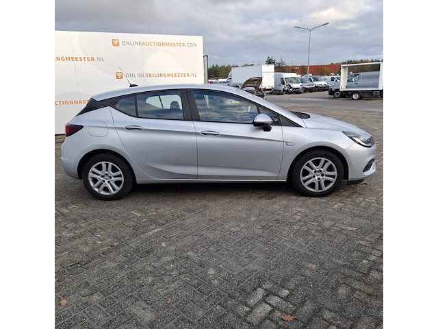 Personenauto, opel, astra, 2019 - afbeelding 34 van  43