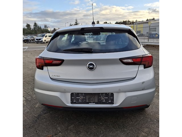 Personenauto, opel, astra, 2019 - afbeelding 40 van  43