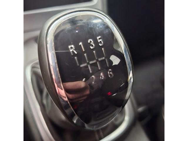 Personenauto, opel, astra , 2019 - afbeelding 17 van  37