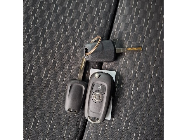 Personenauto, opel, astra , 2019 - afbeelding 26 van  37