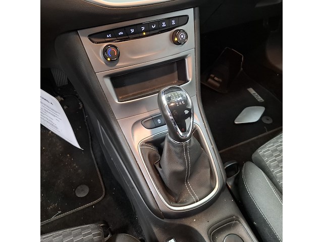 Personenauto, opel, astra, 2019 - afbeelding 20 van  40