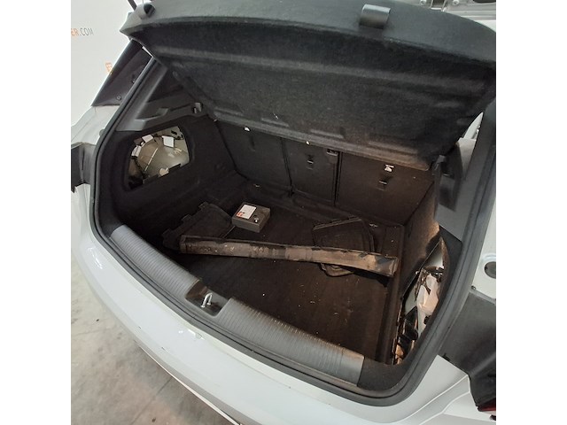 Personenauto, opel, astra, 2019 - afbeelding 26 van  40