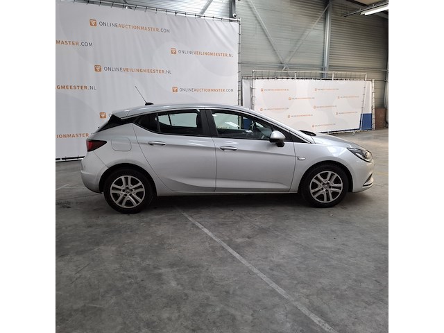 Personenauto, opel, astra , 2019 - afbeelding 34 van  49