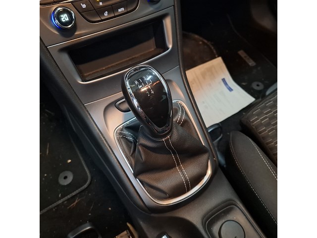 Personenauto, opel, astra, 2019 - afbeelding 18 van  49