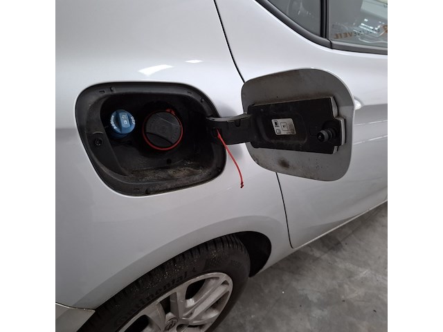 Personenauto, opel, astra, 2019 - afbeelding 38 van  55