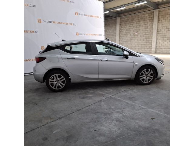 Personenauto, opel, astra, 2019 - afbeelding 34 van  55