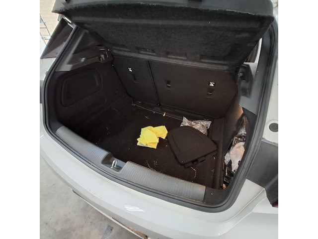 Personenauto, opel, astra, 2019 - afbeelding 26 van  50