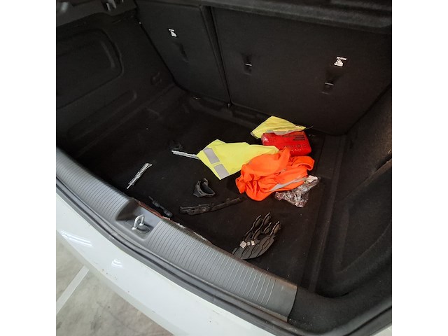 Personenauto, opel, astra, 2019 - afbeelding 31 van  54