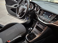Personenauto, opel, astra, 2019 - afbeelding 35 van  54