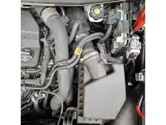 Personenauto, opel, astra, 2019 - afbeelding 44 van  54