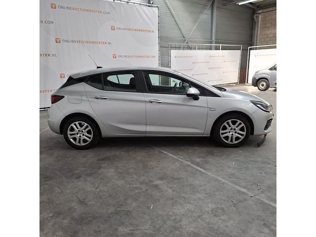 Personenauto, opel, astra, 2019 - afbeelding 34 van  54