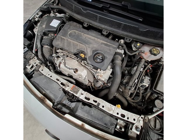 Personenauto, opel, astra, 2019 - afbeelding 43 van  58