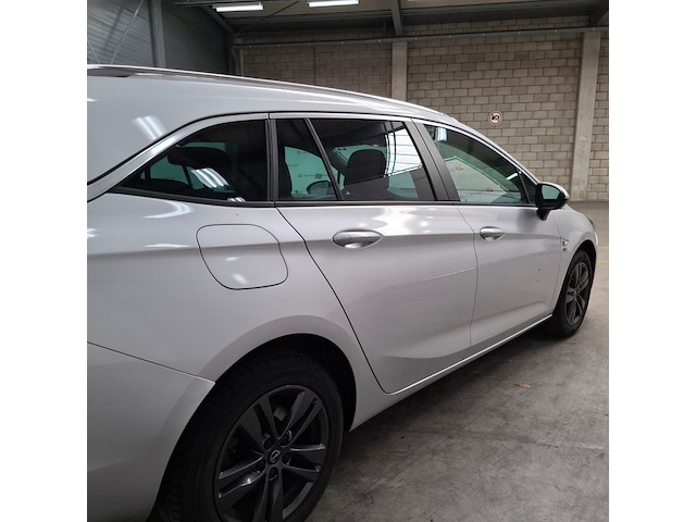 Personenauto, opel, astra, 2019 - afbeelding 45 van  58