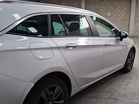 Personenauto, opel, astra, 2019 - afbeelding 45 van  58