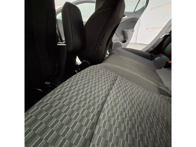 Personenauto, opel, astra, 2019 - afbeelding 33 van  62