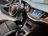 Personenauto, opel, astra, 2019 - afbeelding 39 van  62
