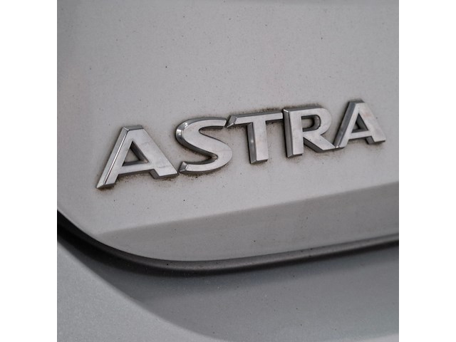 Personenauto, opel, astra, 2019 - afbeelding 52 van  62