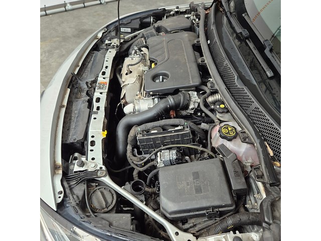 Personenauto, opel, astra, 2019 - afbeelding 27 van  35