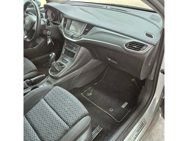 Personenauto, opel, astra, 2019 - afbeelding 26 van  40