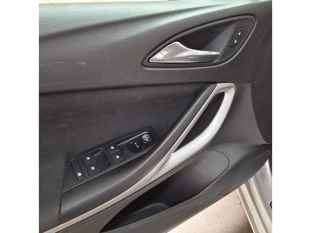 Personenauto, opel, astra, 2019 - afbeelding 21 van  62