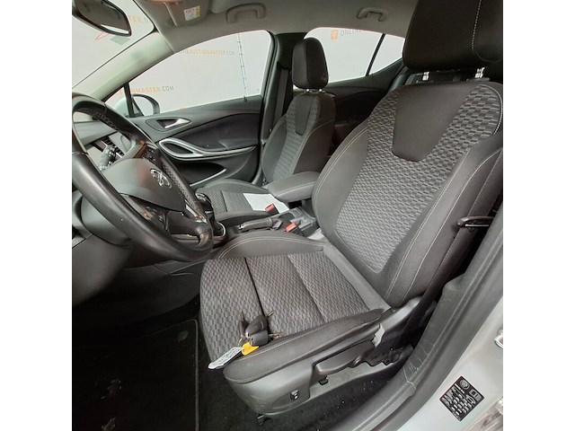 Personenauto, opel, astra, 2019 - afbeelding 25 van  62