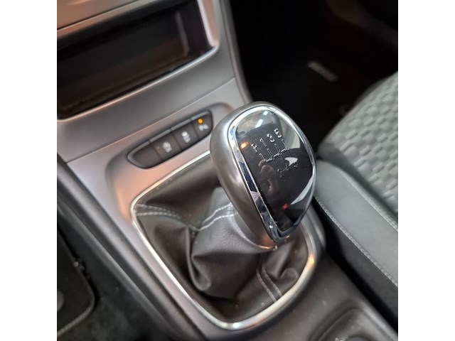 Personenauto, opel, astra, 2019 - afbeelding 31 van  62