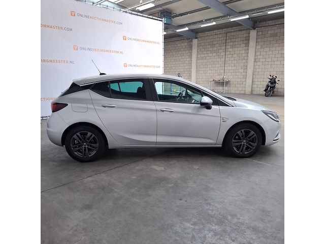 Personenauto, opel, astra, 2019 - afbeelding 34 van  42