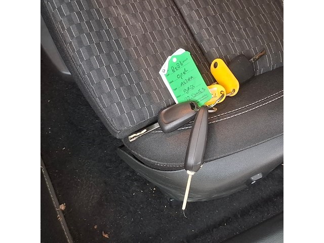 Personenauto, opel, astra, 2019 - afbeelding 26 van  67