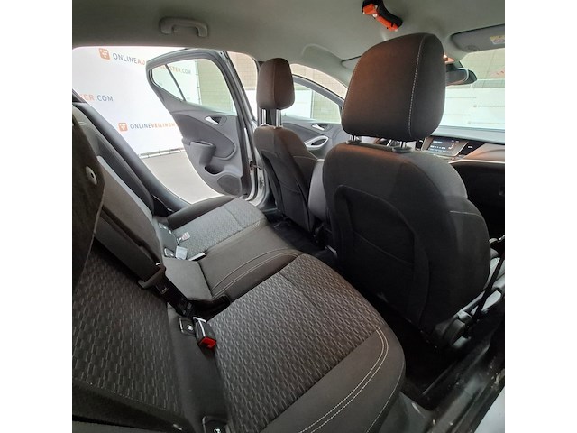 Personenauto, opel, astra, 2019 - afbeelding 43 van  67