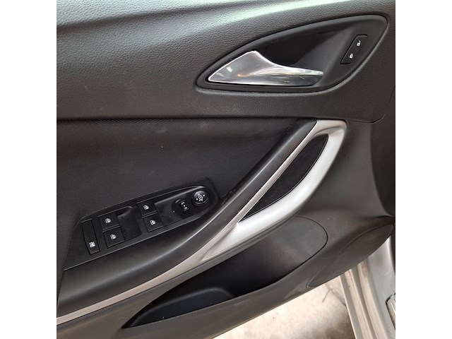 Personenauto, opel, astra, 2019 - afbeelding 26 van  67