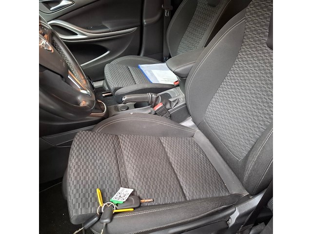 Personenauto, opel, astra, 2019 - afbeelding 28 van  67