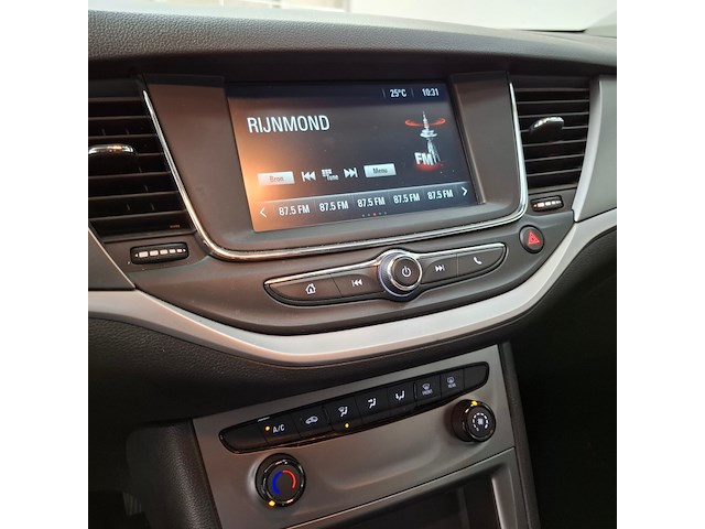 Personenauto, opel, astra, 2019 - afbeelding 33 van  67