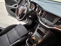Personenauto, opel, astra, 2019 - afbeelding 44 van  67
