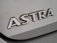 Personenauto, opel, astra, 2019 - afbeelding 60 van  67