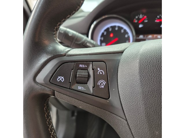Personenauto, opel, astra, 2019 - afbeelding 11 van  39