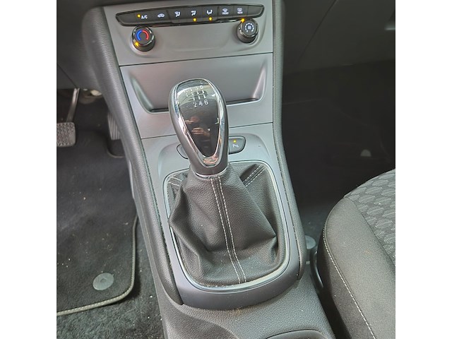 Personenauto, opel, astra, 2019 - afbeelding 20 van  39
