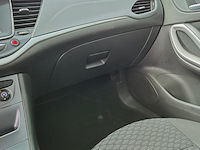 Personenauto, opel, astra, 2019 - afbeelding 21 van  39