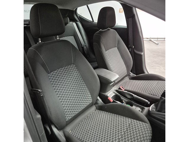 Personenauto, opel, astra, 2019 - afbeelding 27 van  39