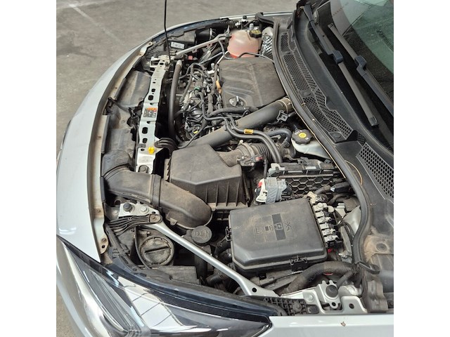 Personenauto, opel, astra, 2019 - afbeelding 32 van  39