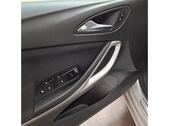 Personenauto, opel, astra, 2019 - afbeelding 21 van  65