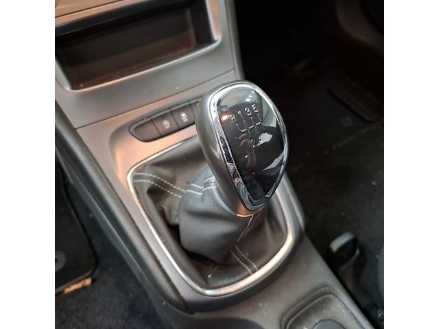 Personenauto, opel, astra, 2019 - afbeelding 31 van  65