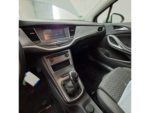 Personenauto, opel, astra, 2019 - afbeelding 32 van  65