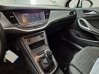 Personenauto, opel, astra, 2019 - afbeelding 32 van  65