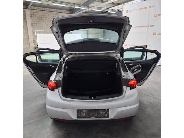 Personenauto, opel, astra, 2019 - afbeelding 37 van  65